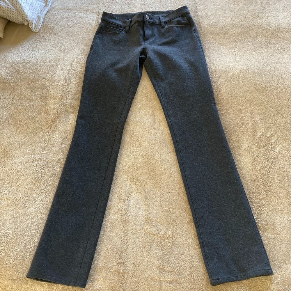Ann Taylor Pants, Modern skinny grey - size 4 - rarely worn